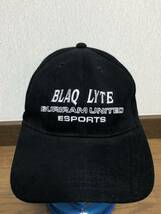 ◎【BLAQ LYTE】BURIRAM UNITED ESPORTS CAP BLACK GAMING　ブラックライト　ブリラム　コラボ　イースポーツ　ゲーム　タイランド_画像1