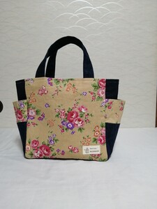 ハンドメイド 薔薇柄両サイドポケットトートバッグ