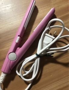 ミニ ストレートヘアアイロン 190℃ ピンク コンパクト 携帯用に最適 動作OK