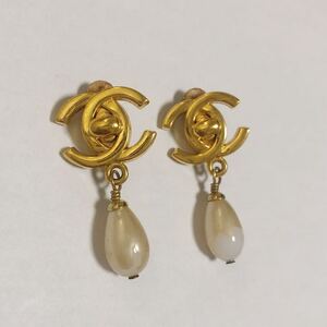 647 CHANEL シャネル ココマーク パールイヤリング ヴィンテージ ゴールドカラー 希少