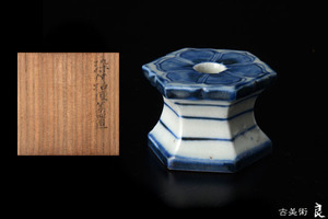 o2252v хорошо v Edo времена белый фарфор с синим рисунком .. крышка . осмотр Urasenke Omote Senke Edo тысяч дом не белый . не .. камень ........ чайная посуда 