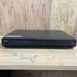  [1-229] SHARP シャープ AQUOS ブルーレイディスクレコーダー BD-HDS43 Bカード付き 2010年製 部品取りに ジャンク