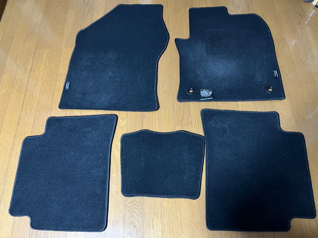 ヤフオク! -「プリウスphv純正」(フロアマット) (アクセサリー)の落札