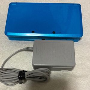 ニンテンドー3DS本体 ライトブルー