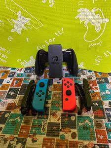 Nintendo Switch ジョイコン・ネオンブルーレッド2