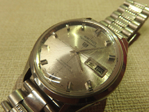 0120041a【メ便】SEIKO Sportsmatic 5 DIASHOCK 21 JEWELS 6619-8110/セイコー 自動巻き 腕時計/中古品/動作簡易確認/ゆうパケット可能_画像2