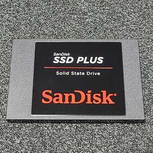 SanDisk SSD PLUS SDSSDA-2T00 2000GB/2TB SATA SSD 正常品 2.5インチ内蔵SSD フォーマット済み PCパーツ 動作確認済み