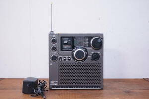 美品 SONY ソニー ICF-5900 スカイセンサー 5バンド ラジオ FM/MW/SW BCL レシーバー アダプター付 通電確認済 昭和レトロ 追加画像有 A
