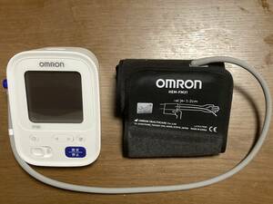 オムロン製　上腕式血圧計
