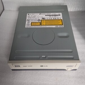 内蔵型SuperMultiDVDドライブ(IDE接続)