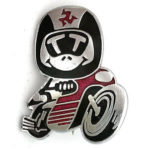 アイルオブマン TT バグ ピンバッジ ISLE OF MAN TT BUG Pin マン島 ＴＴレース レーサー キャラクター ピンズ Pins Racer Character