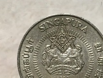 フリーメイソン コイン 硬貨 10セント フリーメーソン 秘密結社イルミナティ お守り シンガポール 1990年 アノニマス 米軍 米軍基地 新嘉坡_画像2