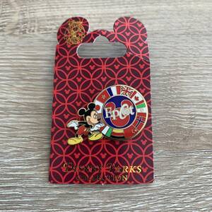  abroad Disney Mickey Mouse pin badge!EPCT* national flag 