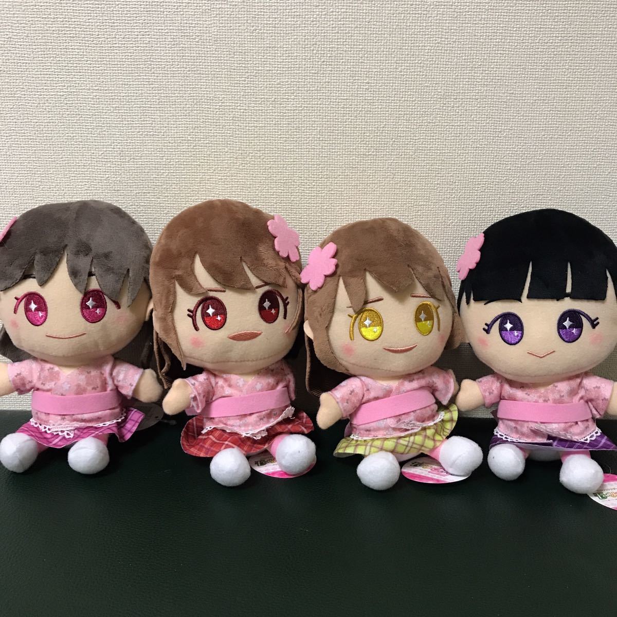 絶品】 ももいろクローバーZ ももクロ BIGぬいぐるみ 全4種 絶品】 ももいろクローバーZ ももクロ BIGぬいぐるみ 全4種