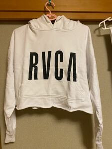 ルーカ　rvca パーカー　ショート丈　スウェット　トレーナー　レディース