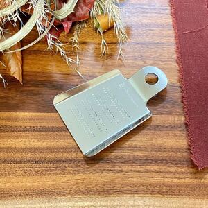 【新品】ステンレス おろし金 すりおろし器 TSUBAME