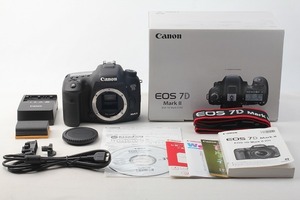 ◆ほぼ新品◆キヤノン Canon EOS 7D Mark II ボディ デジタル一眼レフカメラ 付属品満載 元箱◇35958