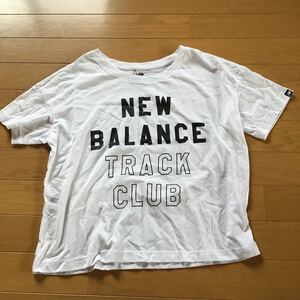 ニューバランスの半袖Tシャツ