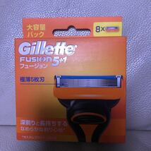 Gillette ジレット　フュージョン5+1 替刃8個　極薄5枚刃　新品　1円スタート_画像1