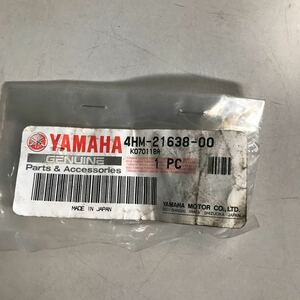 M1947 YAMAHA シートカウルダンパー　新品　品番4HM-21638-00 XJR400R