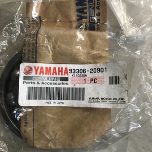 M1897 YAMAHA リアホイールベアリング　新品　品番93306-20901 DT125R