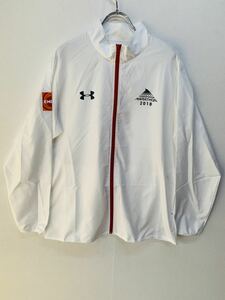 全国送料一律210円　UNDER ARMOUR/アンダーアーマー横浜マラソン　パーカー　白/ホワイト 　スポーツ　トレーニング　　G486洗濯済み