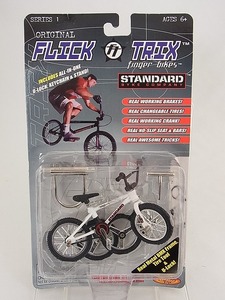 新品 未開封 ORIGINAL FLICK TRIX finger bikes Standard BMXフィギュア フリースタイル ホワイト 白