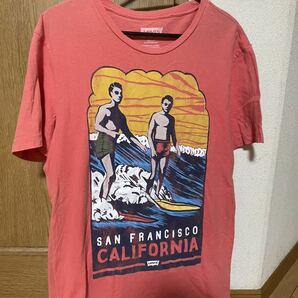 Levi's(リーバイス)サンフランシスコ　カリフォルニアサーフデザインTシャツ