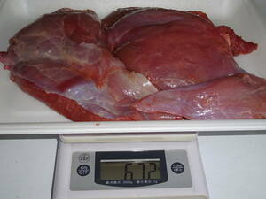★天然　鹿肉 　モモ　肉その他 　６７２　g　★　同梱可能