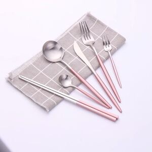 カトラリーセット*シルバー×ピンク*即購入OK!北欧風*送料込み