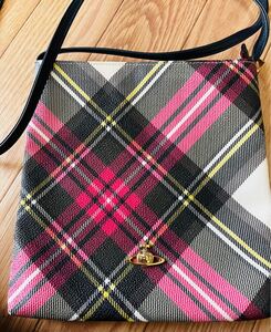 Vivienne Westwood ヴィヴィアンウエストウッド ミニバッグ ショルダーバッグ 正規品 美品格安で 整理中