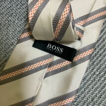 D491 【HUGO BOSS ヒューゴボス イタリア製】USED ブランドネクタイ_画像4