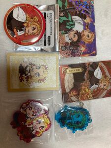 鬼滅の刃 煉獄杏寿郎 缶バッジ アクリルキーホルダー ラバーストラップ