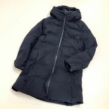 近年モデル UNIQLO ユニクロ シームレス ダウンコート ダウンジャケット レディース Mサイズ ブラック 黒 防寒 アウトドア_画像1