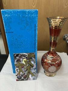 Bohemian Glass from Czechoslovakia 花瓶　フラワーベース　レッド　ゴールド　元箱付き②