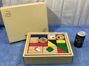 幼児玩具　木製　積み木　familiarファミリア　ファーストブロック　10か月～　検 おもちゃ　ゲーム　ブロック　知育　