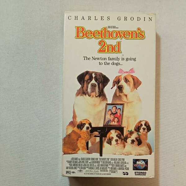zaa-zvd18♪Beethoven's 2nd [VHS] Charles Grodin (出演), Bonnie Hunt (出演)　英語版 [VHS] ビデオ　1993年　89分