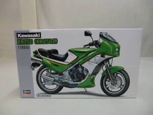 １：１２ カワサキ　ＫＲ２５０（ＫＲ２５０Ａ）［１９７４］　ＢＫ－１２ ＨＡＳＥＧＡＷＡ ２１５１２