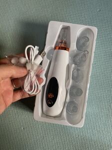 毛穴吸引器 強力 小鼻 毛穴美顔器 吸引 汚れ吸引 毛穴クリーナー