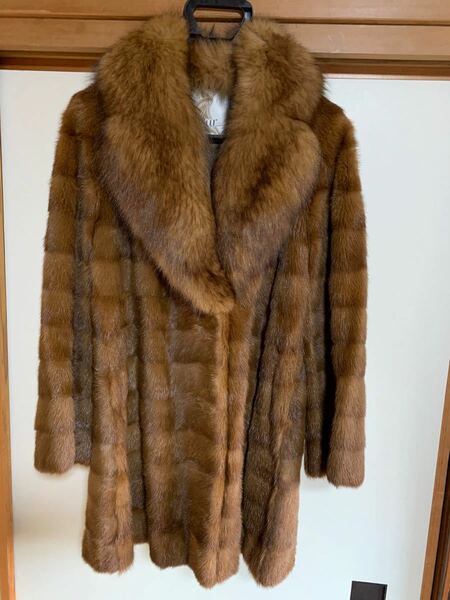 最高級　美品ミンク　本毛皮コート　毛質艶やか・柔らか　軽くて　保温抜群