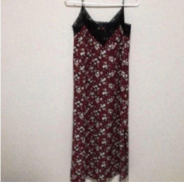 ZARA ザラ 小花柄ロングワンピース