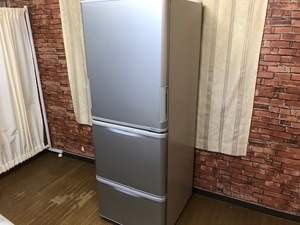 【美品】シャープ SHRAP ３ドア冷蔵庫 2020年製 SJ-W352E-S どっちもドア