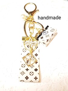 No.641 キラキラ モノグラム アイボリー タッセル リボン ミニミニバッグ バックチャーム キーホルダー ハンドメイド