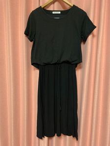 黒ワンピース 夏用