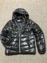 ◎H&Mキッズ ボーイズ 中綿軽量フードジャケット 未使用2着◎165-170◎女性Mぐらい◎_画像6