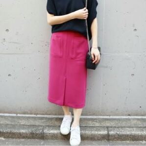 APUWEIRER RICHE ピンク 膝丈スカート