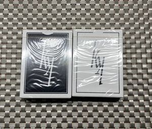 kデック　トランプ　k-playing-cards ホワイト、ブラック各一個　マジック　magic