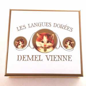 デメル ソリッドチョコレート猫ラベル白ヘーゼルナッツDEMEL 猫box箱