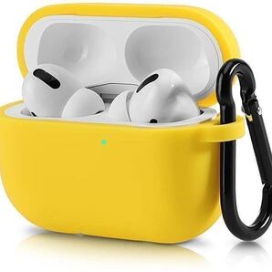 AirPods Proケース、耐久性のあるシリコン製ケース 連結式 、カラビナ 付き 耐衝撃 二重衝撃保護 落下防止(黄)
