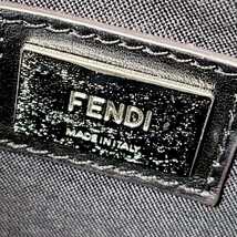 FENDI フェンディ A4 大容量 トート ハンド バッグ イタリア製 高級ブランド 旅行バッグ 肩掛け おしゃれ ハイブランド バイカラー _画像8